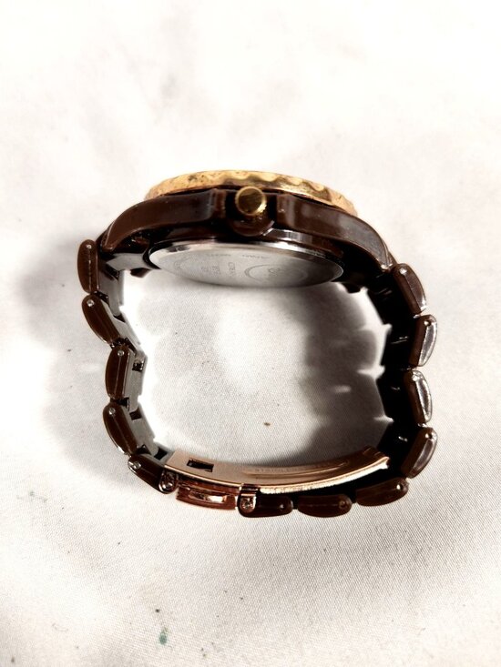 Disney Resort Mickey Watch Rhinechips Gold Brown Gold Face Japan Accutime SMALL main image 4
